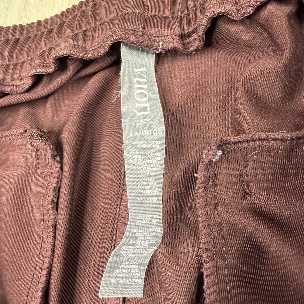 Vuori Sunday Performance Joggers Men's XXL Wicking Comfort Soft Athletic V416